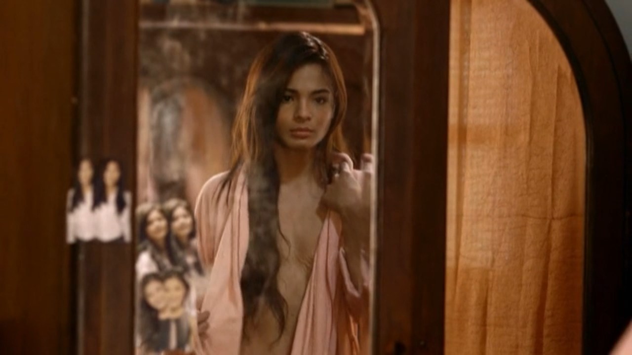 Lovi Poe sexy – Guni Guni (2012)