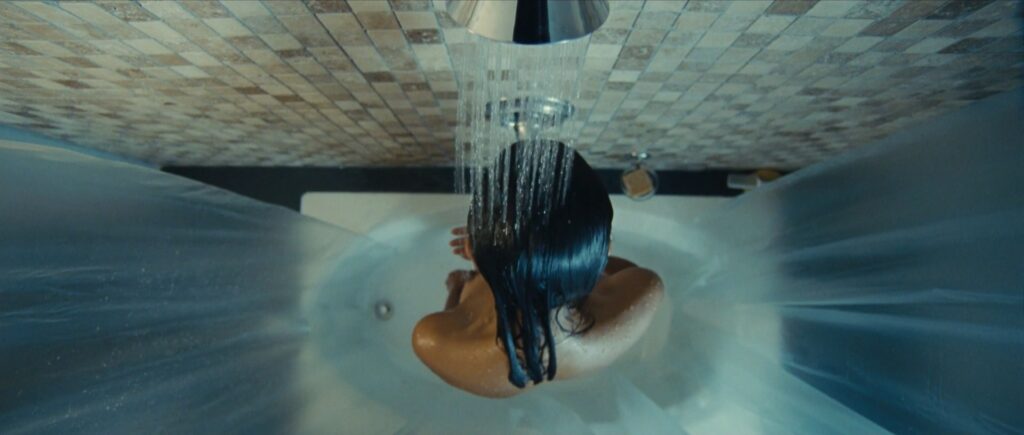 Zoe Saldana nude – Colombiana (2011)