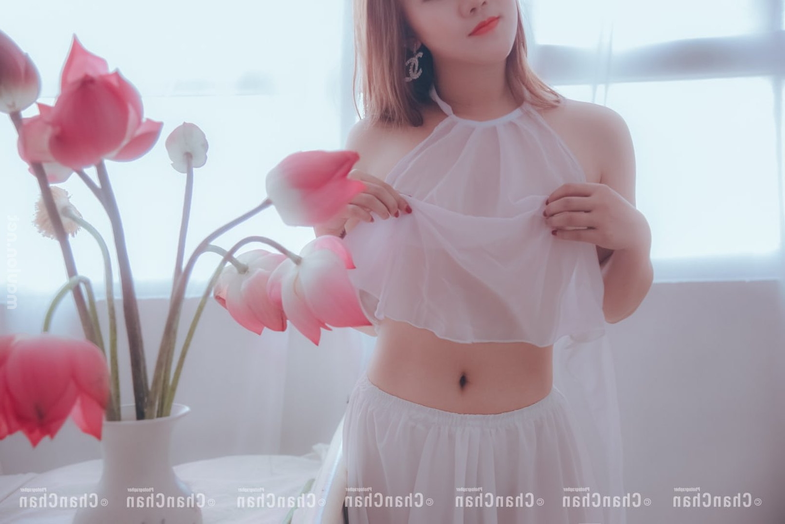 Ngày 8 tháng 3 Tôi Ra Giường (24 Ảnh) | AnhSex.One