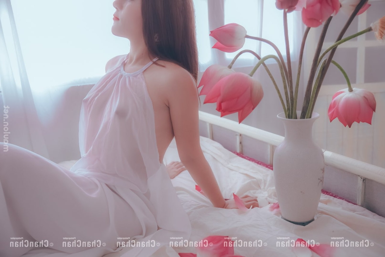 Ngày 8 tháng 3 Tôi Ra Giường (24 Ảnh) | AnhSex.One